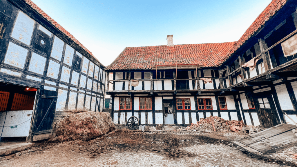 Hestevogne Den gamle by, Hestevognstur Århus, Jul i den gamle by, Den gamle by i Århus, Jul i Århus, Danske museer, guide til Den Gamle By, Jule oplevelser i Århus, Juleoplevelser i Aarhus, juleoplevelser i Jylland, Seværdigheder i Århus, Seværdigheder i Aarhus,