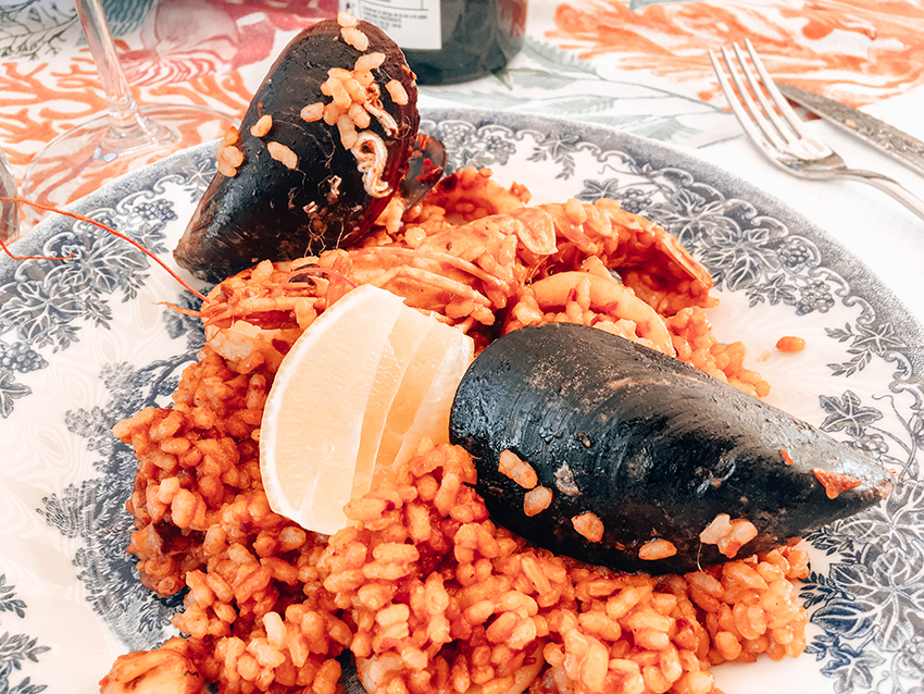 Paella madlavningskursus, oplevelser i Madrid, spansk madlavningskursus, Airbnb oplevelser, oplevelser Airbnb madrid, madrid spanien, spamsk mad, paelle, seværdigheder i madrid, seværdigheder i Spanien, rejseblog spanien, rejseblog madrid,