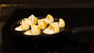 veganske æbleskiver, veganske opskrifter, veganske juleopskrifter, de bedste vegansk æbleskiver, nemme veganske æbleskiver,