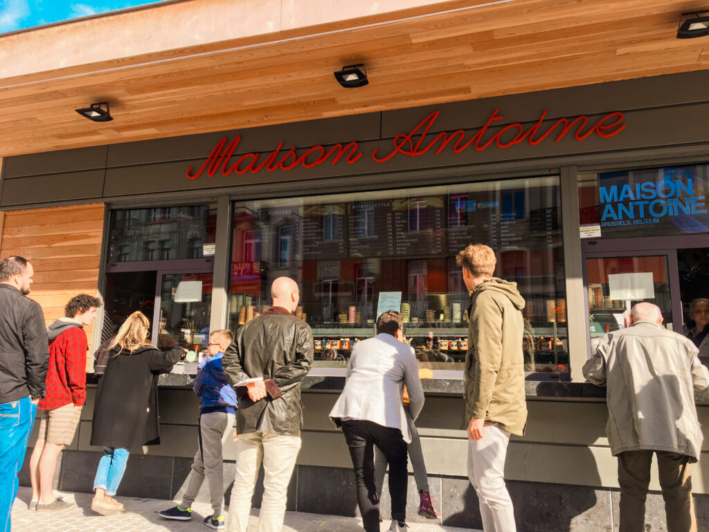 belgisk mad, mad fra belgien, guide til belgisk mad, fritz, belgiske pomfritter, de bedste pomfritter i bruxelle, de bedste pomfritter i brussels, de bedste frits i brussel, lokal retter i belgien, belgiske lokalretter