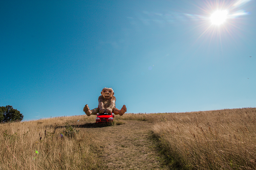 trolde i mørke, Thomas Dambo, Thomas Dambo trolde i Jylland, Trolde i Jylland, træ trolde i jylland, Ben Chiller, Mørkemanden, Trolden sigurd, trollmap, skupture af trolde, trold på bil, træ trold på bil, Northside trold,
