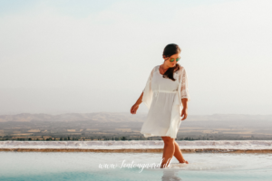 Danish travel blog, dansk rejseblog, Pamakkale, Pamukkale Tyrkiet, Pamukkale guide, rejseguide til Pamukkale, seværdigheder ved Pamukkale, Oplevelser i Tyrkiet, kalkterasserne, bomuldsslottet,