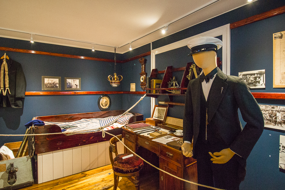 Fanø Skibsfarts- og Dragtsamling, dragtsamling, Fanø dragtsamling, museer på Fanø, Musser i Nordby, Nordby museum, maritime museum Fanø, 