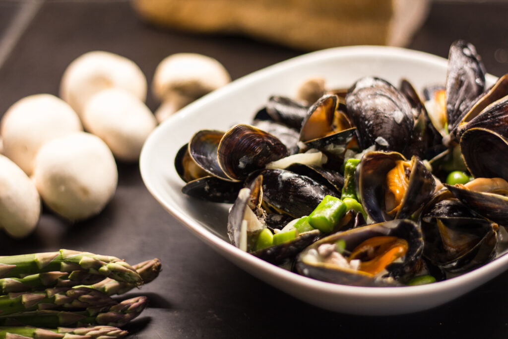 musling gryde, belgiske musling gryde, gryderet med muslinger, udenlandske opskrifter, opskrifter på udenlandske retter, mad med blåmuslinger, opskrifter med blåmuslinger, spændende opskrifter, musling gryde, udenlandske gryderetter