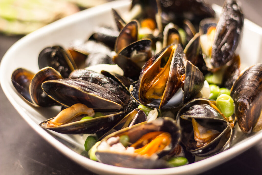 musling gryde, belgiske musling gryde, gryderet med muslinger, udenlandske opskrifter, opskrifter på udenlandske retter, mad med blåmuslinger, opskrifter med blåmuslinger, spændende opskrifter, musling gryde, udenlandske gryderetter