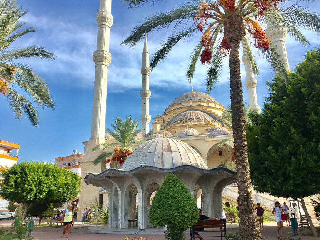 Manavgat moskéen, moské i Tyrkiet, Stor mokséen i Manavgat, oplevelser i Manavgat, seværdigheder i manavgat
