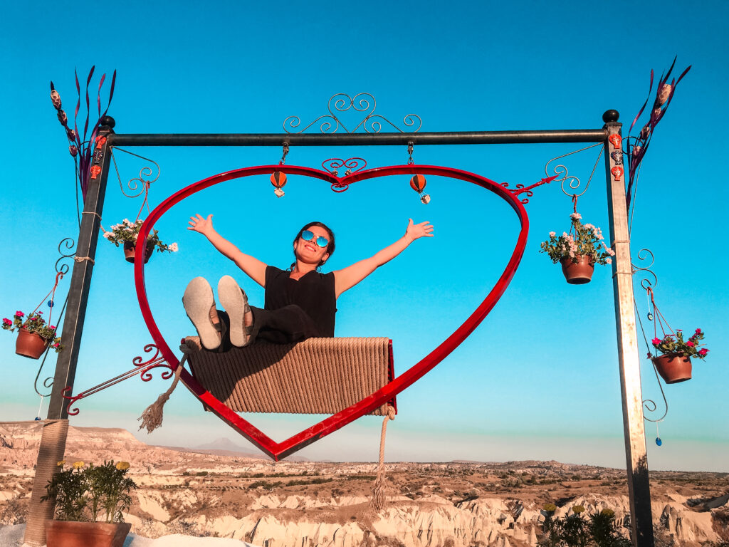 De bedste seværdigheder i Cappadocia, Seværdigheder i Kappadokien, Oplevelser i Kappadokien, Oplevelser til Cappadocia, Cappadokien Tyrkiet, Vulkanlandskab Tyrkiet, hulehotel Tyrkiet, Luftballoner i Tyrkiet