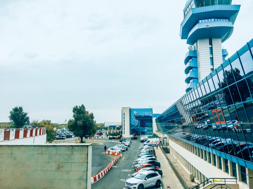 Bukarest lufthavn, lufthavnen i Bukarest, Rumænien luftuhavn