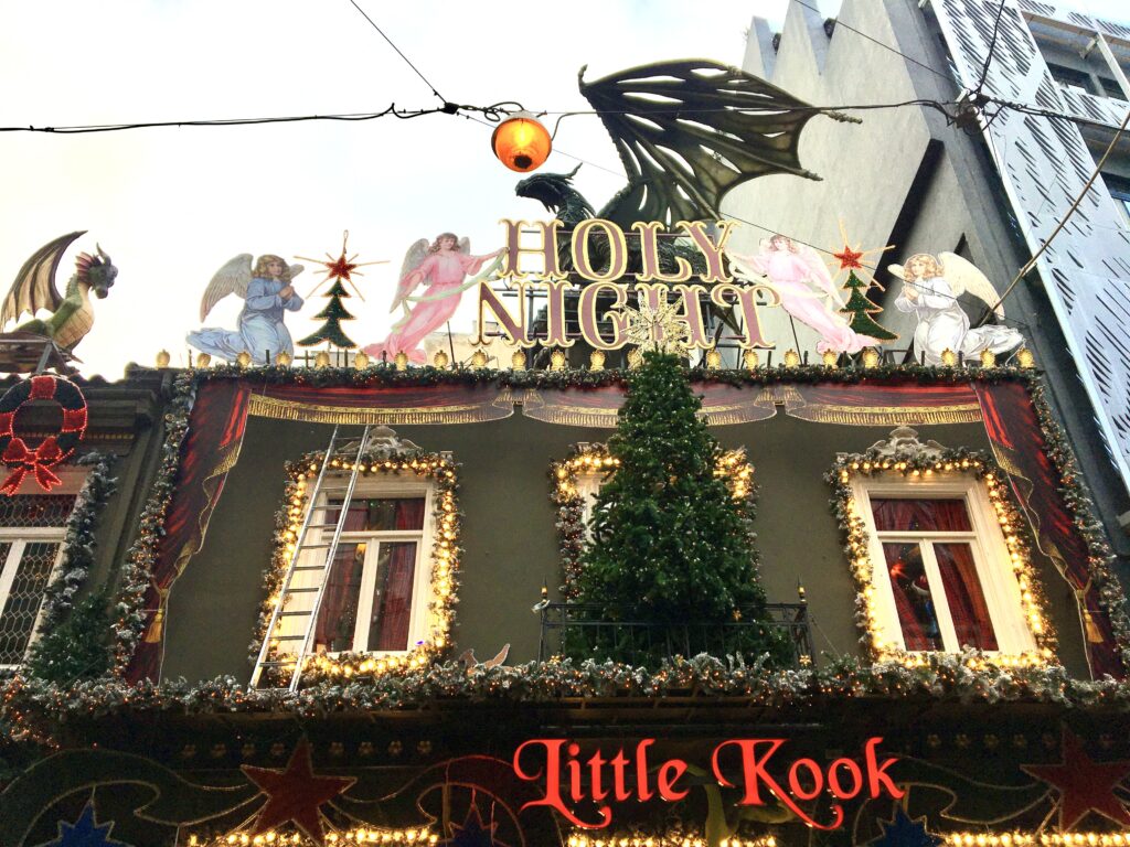 Little kook Athen, sjove restauranter i Athen, tema restaurant i Athen, Psyri Athen, seværdigheder i Athen, oplevelser i Athen