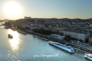 Ms river governess, flodkrydstogt, Doanu flodkrydstogt, rejseleder donau flodkrydstogt, Bratislava, Danske flodkrydstogter, rejseleder arbejde