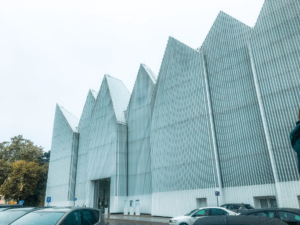 Szczecin Philharmonic, Stettin Filharmonia, isbjergsbygning, Oplevelser i Stettin, koncerter i Polen, Koncerthus Polen, stettin seværdigheder, oplevelser i Stettin, Stettin polen, byer i Polen, ferierbyer i Polen