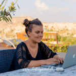 Digital nomade liv, job som digital nomade, danske digitale nomader, job som digital nomade, gode råd til digtiale nomader, hvad er en digtial nomade, liver uden arbejdsplads, job i udlandet,