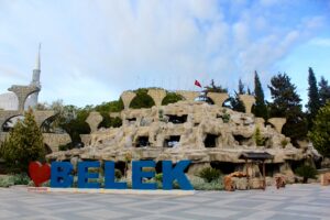 Belek strand, oplevelser i Belek, seværdigheder i Belek, feriebyer i Tyrkiet, Golf destinationer i Tyrkiet, hvor kan man spille folk i Tyrkiet, Antalya Tyrkiet,