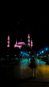 Den blå moske, sultan ahmet moske, Istanbul moskeer, historiske seværdigheder i Istanbul, seværdigheder i Istanbul, gratis seværdigheder i Istanbul, oplevelser i Istanbul, 6 minaret moske, guide til den blå moske