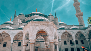 Den blå moske, sultan ahmet moske, Istanbul moskeer, historiske seværdigheder i Istanbul, seværdigheder i Istanbul, gratis seværdigheder i Istanbul, oplevelser i Istanbul, 6 minaret moske, guide til den blå moske