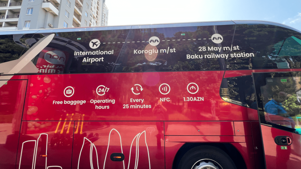 Guide til Azerbaijan, guide til Azerbaijans offentlige transport, Med bussen fra Baku lufthavn til baku centrum, offentlig transport fra Baku lufthavn, billige transportmuligheder i Azerbaijan, budget ferie i Azerbaijan, Budget ferie i Azerbaijan, Hvordan tager man offentlig transport i Baku, Baku lufthavnstransfer, Baku Guide,