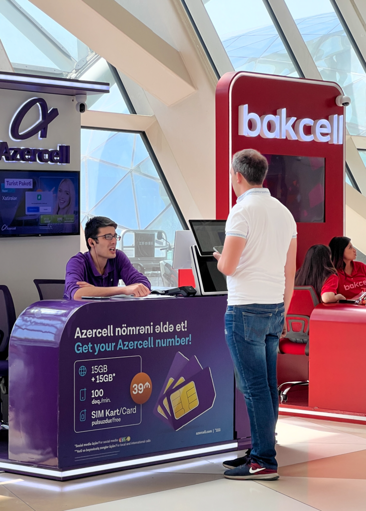 Guide til Azerbaijan, guide til Azerbaijans offentlige transport, Med bussen fra Baku lufthavn til baku centrum, offentlig transport fra Baku lufthavn, billige transportmuligheder i Azerbaijan, budget ferie i Azerbaijan, Budget ferie i Azerbaijan, Hvordan tager man offentlig transport i Baku, Baku lufthavnstransfer, Baku Guide,