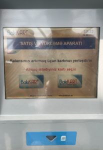 Guide til Azerbaijan, guide til Azerbaijans offentlige transport, Med bussen fra Baku lufthavn til baku centrum, offentlig transport fra Baku lufthavn, billige transportmuligheder i Azerbaijan, budget ferie i Azerbaijan, Budget ferie i Azerbaijan, Hvordan tager man offentlig transport i Baku, Baku lufthavnstransfer, Baku Guide,