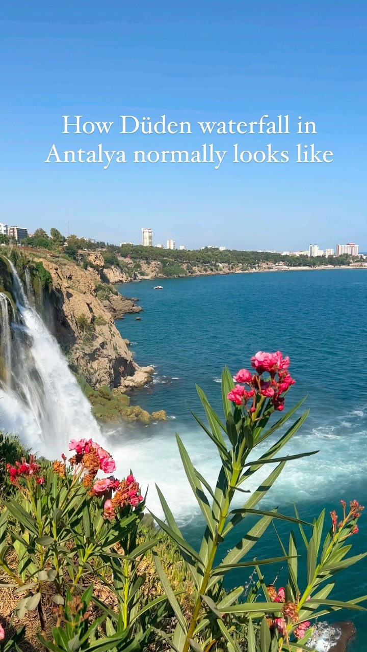 When you go to see a very beautiful attraction on a very wrong day 😂

#antalya #antalyaturkey #dudenwaterfall #dudenwaterfall #düdenpark #emotionaldamage #waterfall #turkeywaterfall