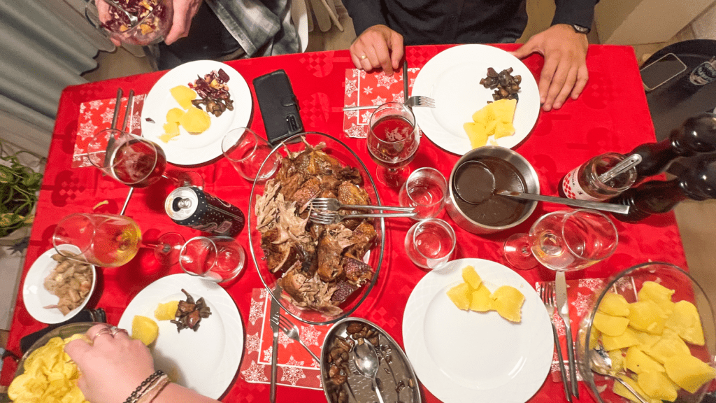 Jul i Tyrkiet, dansk julemiddag i udlandet, sådan fejer man jul i Danmark, , Dansk jul i Tyrkiet, jul i Alanya, dansk jul i Alanya, dansk julemenu i udlandet,