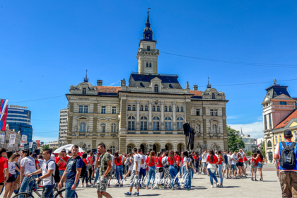 Novi Sad, Novi sad Rådhus, byer i Serbien, seværdigheder i Serbien, Flodkrydstogt, Donau flodkrydstogt, flodkrydstogt på Donau floden, Guidet tur i Novi sad, seværdigheder i Novi Sad, danske rejser til Serbien,