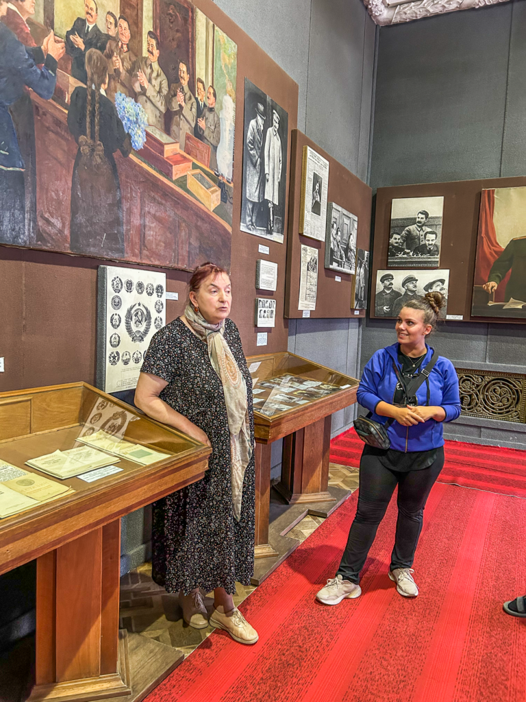 Stalin museum, stalin fakta, stalin georigen, stalin gori, stalin museum gori, gori museum, stalin statue, museum stalin, statuer af stalin, stalin statuer i Georigen, oplevelser i Gori, Oplevelser i Georgien, oplevelser i Tbilisi, seværdigheder i Georigen, seværdigheder i Tbilisi, Seværdigheder i Gori