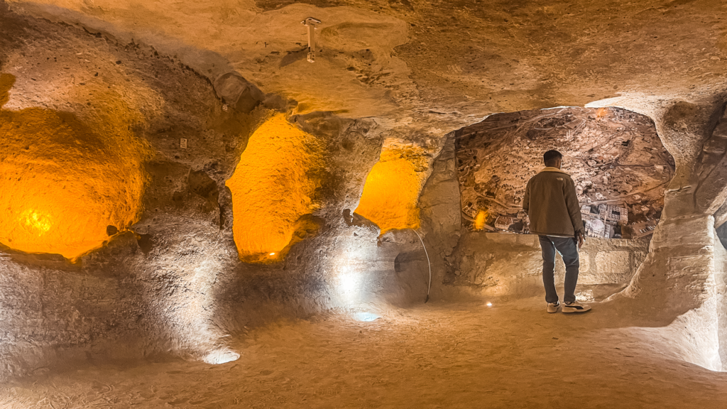 Kayasehir seværdighed, Kayasehir underjordisk by, underground city Kayasehir, Kayasehir kappadokia, Nevsehir Cappadocia, undergroundcity turkey, underjordisk by Tyrkiet, Ny underjordisk by i Kappadokien, Cappadocia underjordisk by Kayasehir, Seværdigheder i Kappadokien, oplevelser i Kappadokien, unikke seværdigheder i Tyrkiet, Tyrkiet guide, Cappadocia Guide, Kappadokien Guide