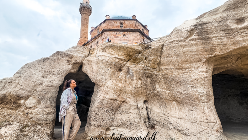 Kayasehir seværdighed, Kayasehir underjordisk by, underground city Kayasehir, Kayasehir kappadokia, Nevsehir Cappadocia, undergroundcity turkey, underjordisk by Tyrkiet, Ny underjordisk by i Kappadokien, Cappadocia underjordisk by Kayasehir, Seværdigheder i Kappadokien, oplevelser i Kappadokien, unikke seværdigheder i Tyrkiet, Tyrkiet guide, Cappadocia Guide, Kappadokien Guide