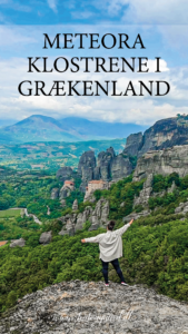 Meteora i Grækenland, klosterområde på klippetoppe, UNESCO verdensarv, ortodokse klostre svævende over dalen, seværdighed i Grækenland, klostre som Grand Meteoro, Varlaam, Agia Triada, historisk og religiøst centrum i grækenland, must-see destination i Grækenland, græske klostre på klippetoppe, rejseoplevelser i Grækenland, Seværdigheder i Grækenland, rejseblog om Grækenland, Guide til Grækenland