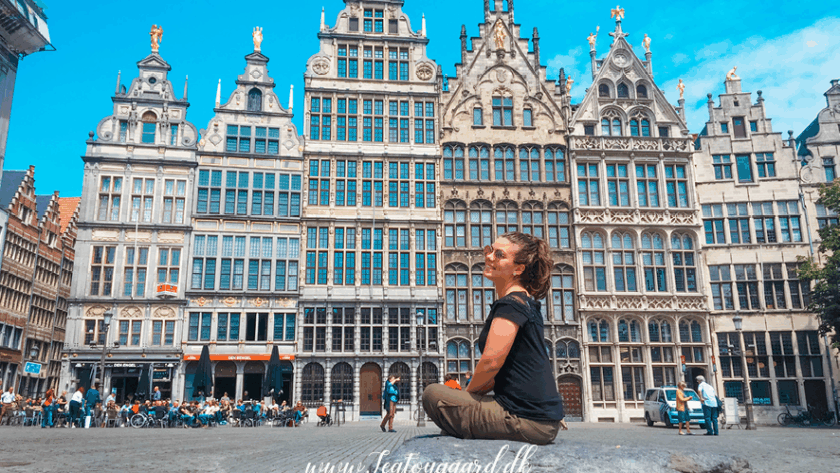 sjove oplysninger om Belgien, Sjove fakta om Belgien, Belgien sjove oplysninger, mærkelige traditioner i Belgien, Manneken Pis og Jeanneke Pis, belgiske øl og vafler, tegneserier fra Belgien, Tintin og Smølferne, Bruxelles oplevelser, Belgien kuriositeter, underholdende fakta om Belgien, kultur og skikke i Belgien, belgiske særheder, Belgien trivia, oplev Belgien, Antwerpen i Belgien, havneby i Belgien, diamantbyen Antwerpen, shopping i Antwerpen, modeby i Europa, seværdigheder i Antwerpen, gotiske katedraler i Belgien, kultur og historie i Antwerpen, museer og kunst i Antwerpen, Rubens’ hjemby, oplevelser i Flandern, arkitektur i Antwerpen, rejse til Antwerpen, turisme i Belgien, historiske byer i Belgien