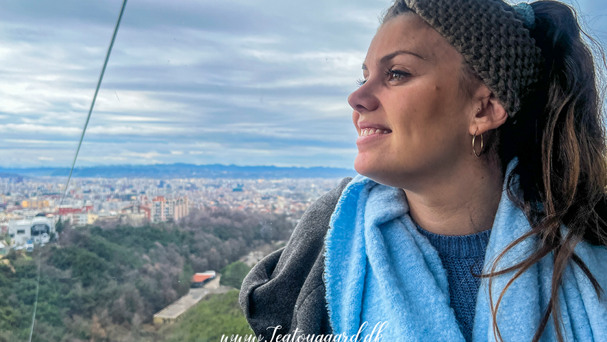 Rejseguide til Albanien, seværdigheder i Albanien, oplevelser i Albanien, Tirana guide, Albanske Riviera, Berat, nationale parker og naturreservater i Albanien, albansk madkultur, must-see steder i Albanien, slotte i Albanien, Albanien som rejsemål, trafik i Albanien, albansk parlør, gode rejseråd til Albanien, sådan rejser du i Albanien, Tirana seværdigheder, Ksamil strande, Gjirokastër, albanske bjerge, roadtrip i Albanien, Balkan rejser,