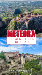 Great Meteoron Monastery, Great Meteora Monastery, Great Meteoron kloster, Det Store Meteoron Kloster, Meteora Grækenland, klostre i Meteora, Meteora klostre, klostre i Grækenland, ortodokse klostre i Grækenland, historiske klostre i Meteora, seværdigheder i Meteora, oplevelser i Meteora, rejse til Meteora, Meteora rejseguide, besøg Great Meteoron Monastery, største kloster i Meteora, ældste kloster i Meteora, græsk ortodoks kloster, UNESCO Meteora, UNESCO verdensarv i Grækenland, Great Meteoron på toppen af klipperne, Meteoras klippeformationer, klostre bygget på klipper, spektakulære klostre i Grækenland, bjergklostre i Grækenland, historiske bygninger i Meteora, munke i Meteora, ortodoks kristendom i Grækenland, religiøse seværdigheder i Grækenland, græsk kultur og historie, middelalderlige klostre i Grækenland, Kalabaka Grækenland, Kastraki Meteora, seværdigheder nær Kalabaka, oplevelser i Kalabaka, rejseguide til Kalambaka, ferie i det nordlige Grækenland, roadtrip i Grækenland, naturoplevelser i Grækenland, kulturelle oplevelser i Grækenland, historiske seværdigheder i Grækenland, Meteora udsigt, vandreture i Meteora, besøge klostrene i Meteora, åbningstider Meteora klostre, entré til Meteora klostre, dresscode i Meteora klostre, turistattraktioner i Meteora, must-see seværdigheder i Grækenland, unikke steder i Grækenland, rejseblog Grækenland, TeaTougaard.dk, rejsetips til Grækenland, oplev Grækenland, ferie i Grækenland, skjulte og historiske perler i Grækenland