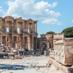Efesos, Ephesos, Ephesus, Efesos Tyrkiet, Ephesos Tyrkiet, Ephesus Turkey, ruiner i Efesos, antikke ruiner i Tyrkiet, den antikke by Efesos, Efesos ruinby, seværdigheder i Efesos, oplevelser i Efesos, museer i Efesos, Efesos museum, Ephesus Museum, Selçuk museum, arkæologisk museum i Selçuk, arkæologiske udgravninger i Tyrkiet, antikke byer i Tyrkiet, romerske ruiner i Tyrkiet, græske ruiner i Tyrkiet, Celsus biblioteket, Library of Celsus, det store teater i Efesos, Artemis-templet, Temple of Artemis, Efesos historie, UNESCO Efesos, UNESCO i Tyrkiet, historiske seværdigheder i Tyrkiet, kulturrejse i Tyrkiet, Selçuk Tyrkiet, rejseguide til Efesos, rejseblog om Tyrkiet, dansk rejseblog, Danish travel blog, Tyrkiet rejseblog