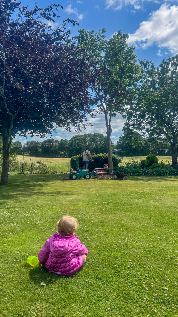 mine hjem, vores hjem, tre hjem i to lande, hjem i Danmark og Tyrkiet, to hjem i Alanya, hjem i Danmark, hjem i Tyrkiet, bolig i Alanya, livet mellem Danmark og Tyrkiet, dansk tyrkisk familieliv, familie med flere hjem, hverdagsliv mellem to lande, udlandsdansker i Tyrkiet, dansk familie i Alanya, expat i Alanya, expatliv i Tyrkiet, livet som udlandsdansker, boligliv i Tyrkiet, vores hjem i Alanya, vores hjem i Danmark, flere hjem i forskellige lande, familieliv i Danmark og Tyrkiet, hverdagen i Alanya, livet i Alanya, dansk tyrkisk hverdag, kulturforskelle Danmark Tyrkiet, personlig blog om livet i Tyrkiet, personlig rejseblog, dansk rejseblog, Danish travel blog, TeaTougaard.dk, livet i udlandet, mit liv i Tyrkiet, Danmark og Tyrkiet, hjem er flere steder